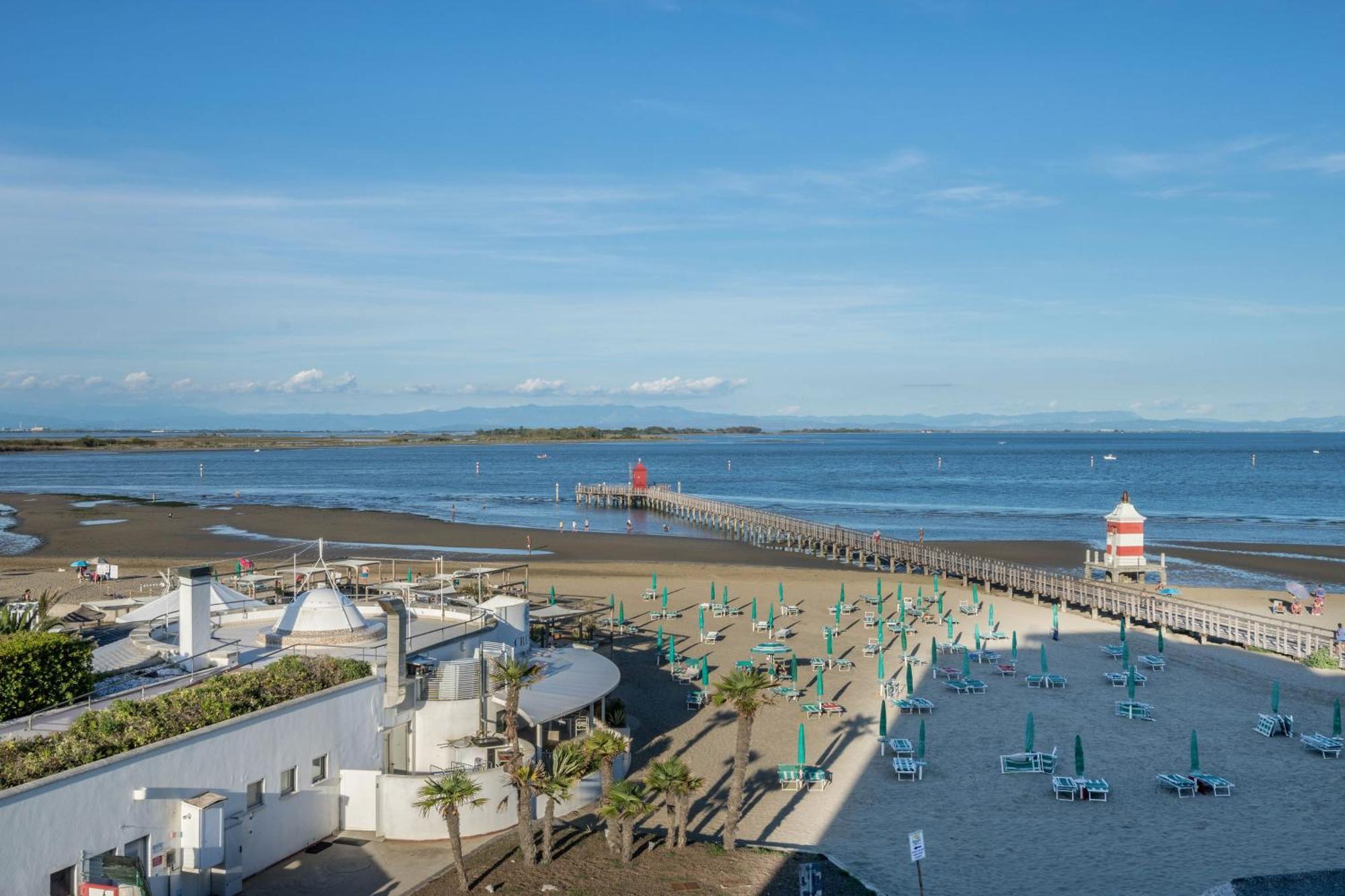 La Terrazza Sul Faro Lejlighed Lignano Sabbiadoro Eksteriør billede